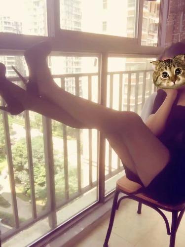 火车南站附近雪儿